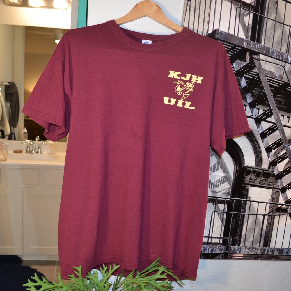 Vintage Russell athletic college tee